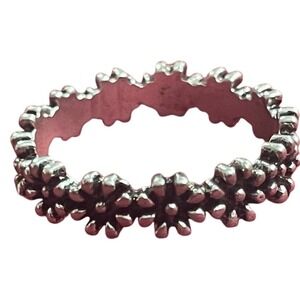 Silver Tone Daisy Flower Eternity Band Ring Boho Floral Stackable Size 6